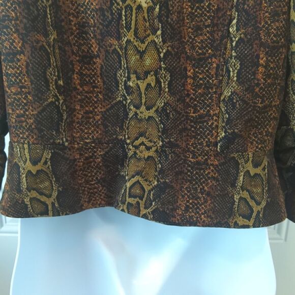 Peck & Peck animal print zippered front jacket - Picture 12 of 14